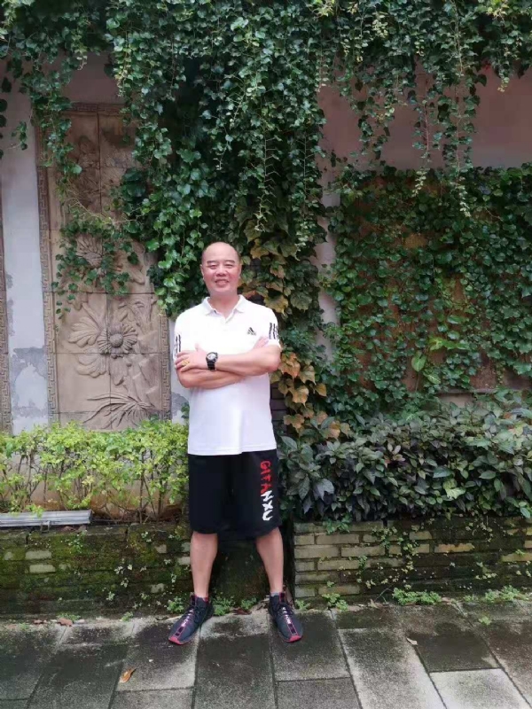 李国伟的第五张照片--泉州认干亲服务网